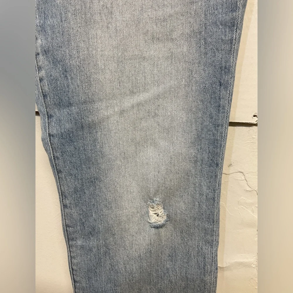 J. Crew Slim Broken-in Boyfriend Jeans, size 28